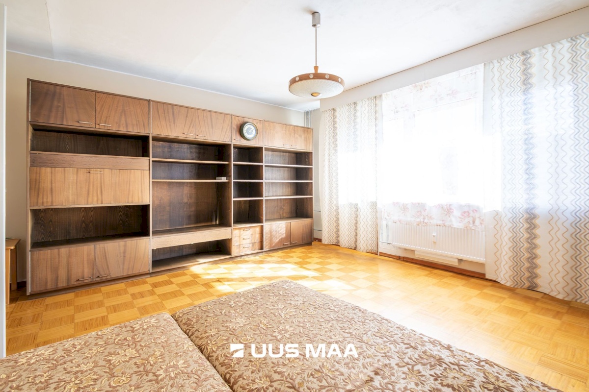 Saaremaa vald, Kuressaare linn, Kotkapoja 10