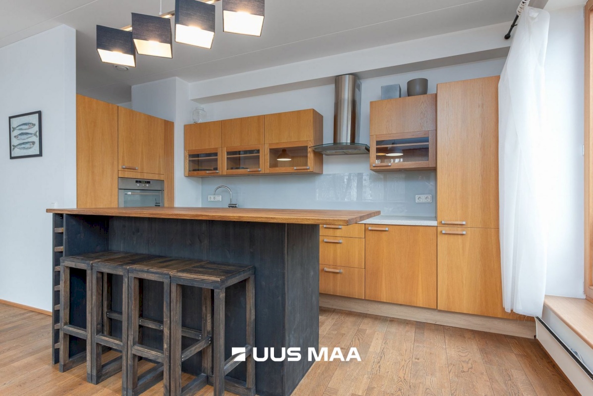 Tallinn, Kesklinna linnaosa, Kadriorg, J. Vilmsi 14