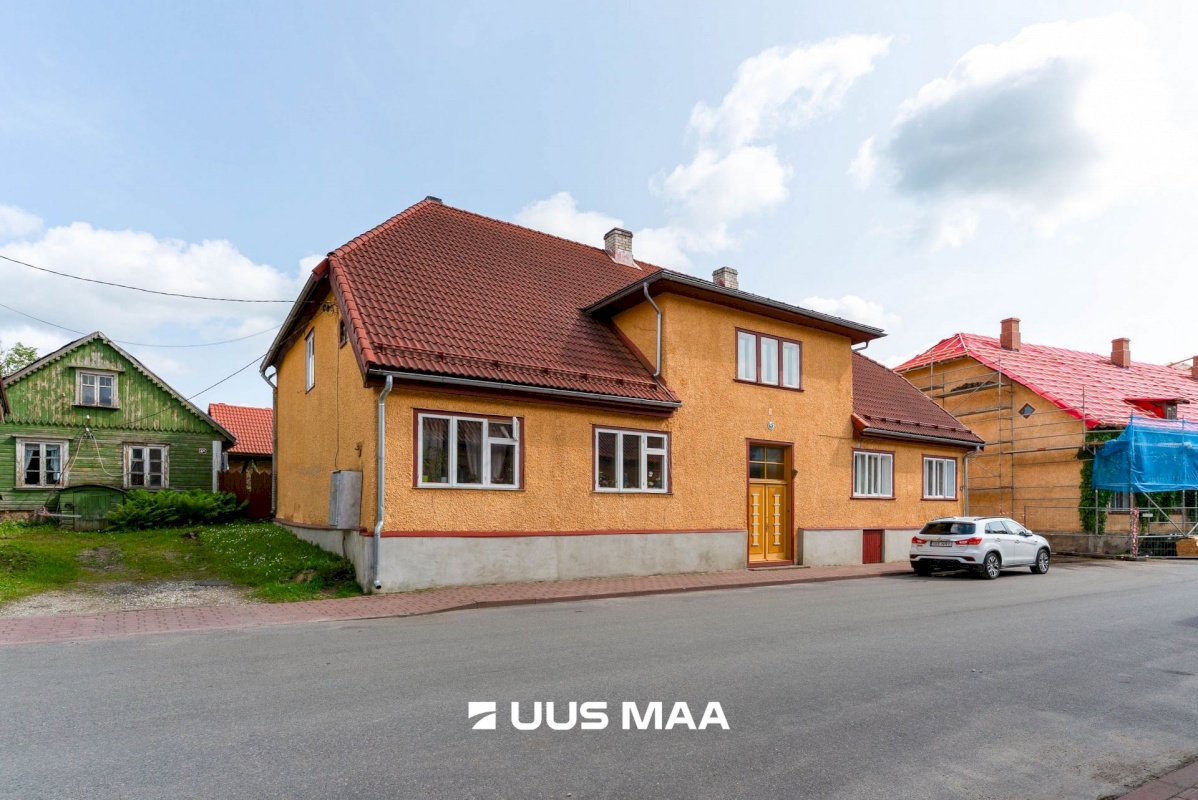 Viljandi linn, Vanalinn, Lossi 4