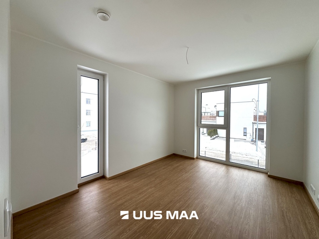 Rakvere linn, Mõisavälja 3-2