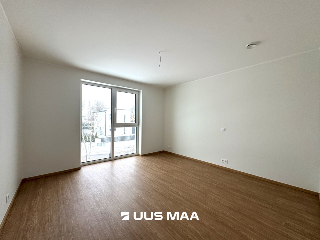 Rakvere linn, Mõisavälja 3-2