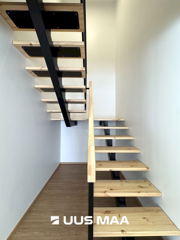 Rakvere linn, Mõisavälja 3-2