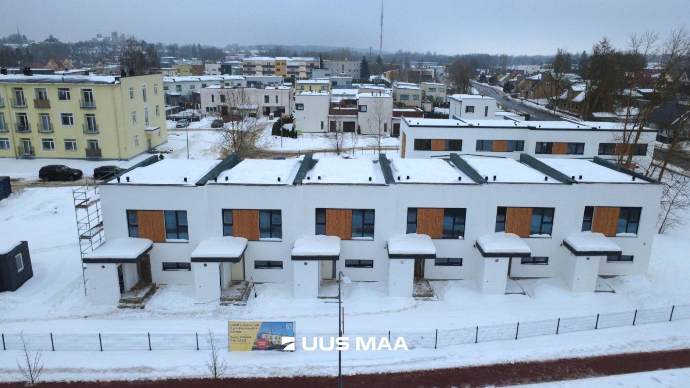 Rakvere linn, Mõisavälja 3-2