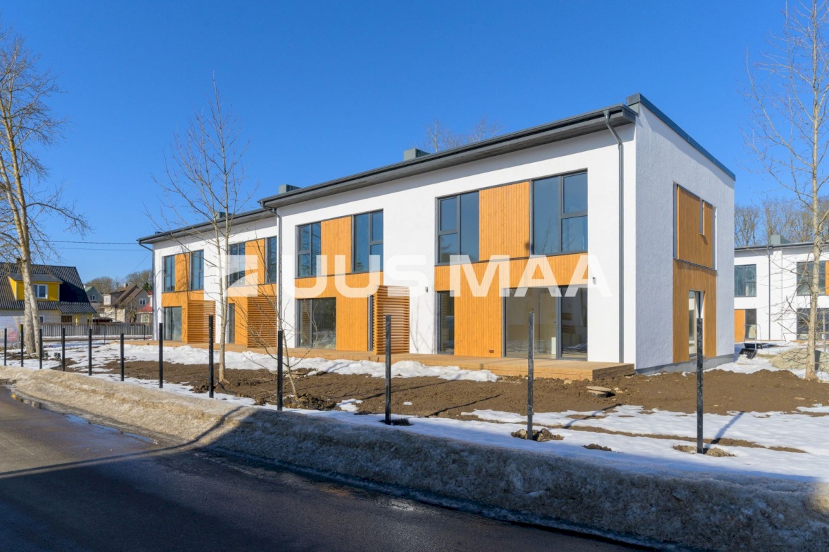 Rakvere linn, Mõisavälja 3-2