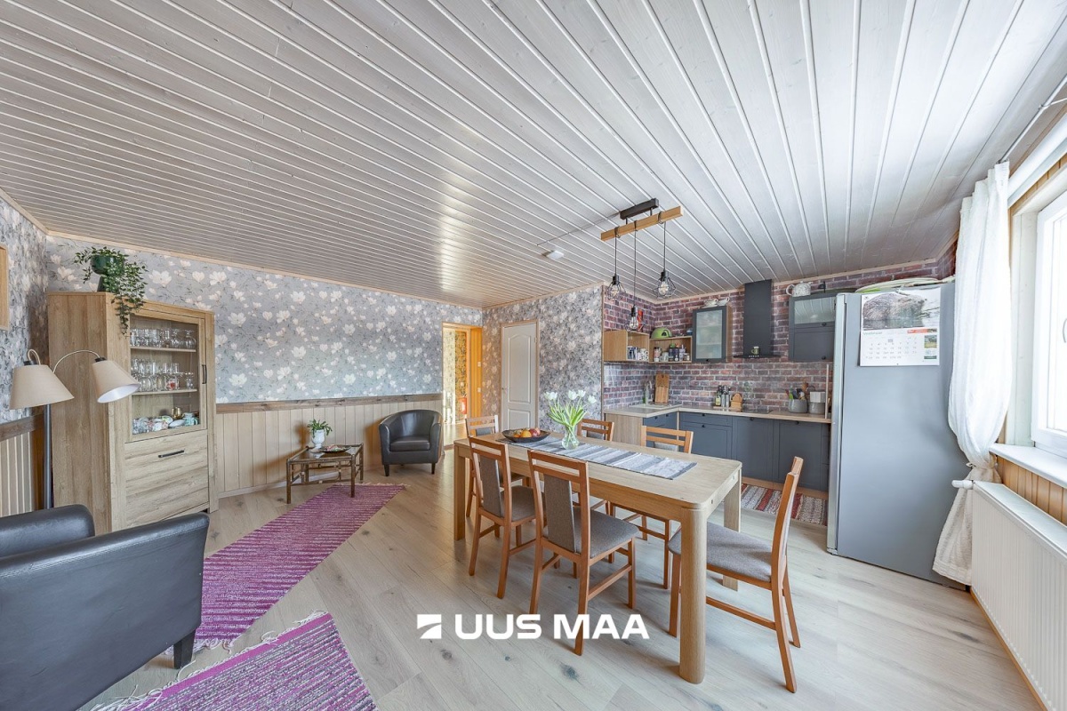 Mustvee vald, Kalmaküla, Pihla tee 1