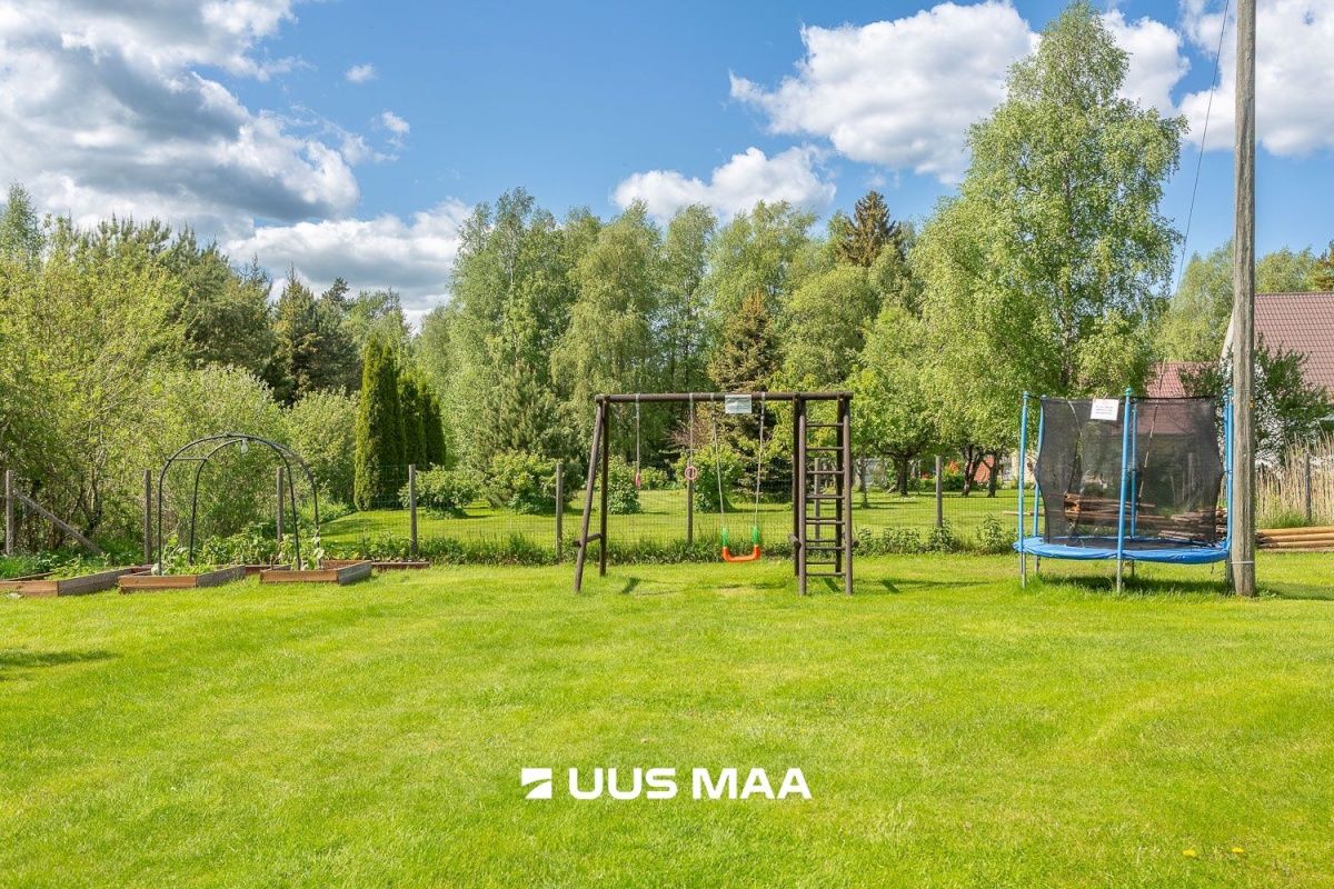 Mustvee vald, Kalmaküla, Pihla tee 1