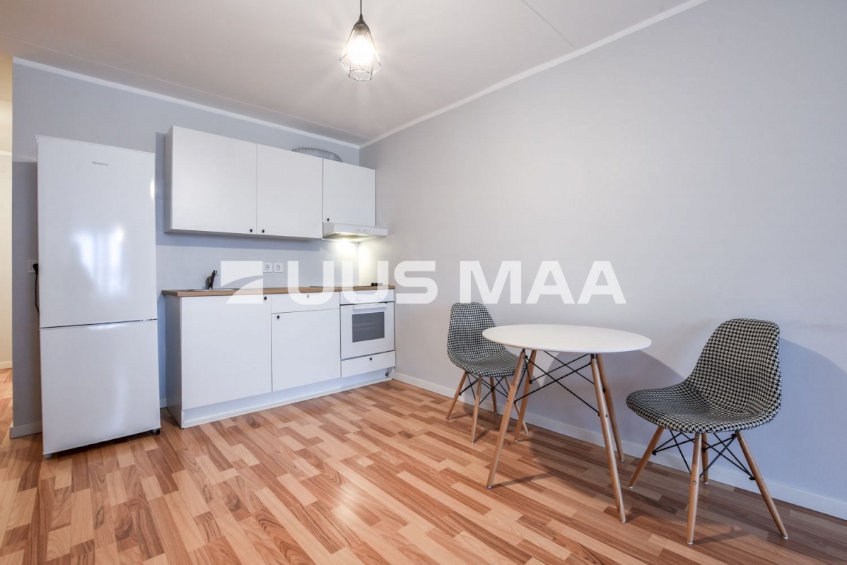 Viljandi linn, Männimäe, Riia mnt 38