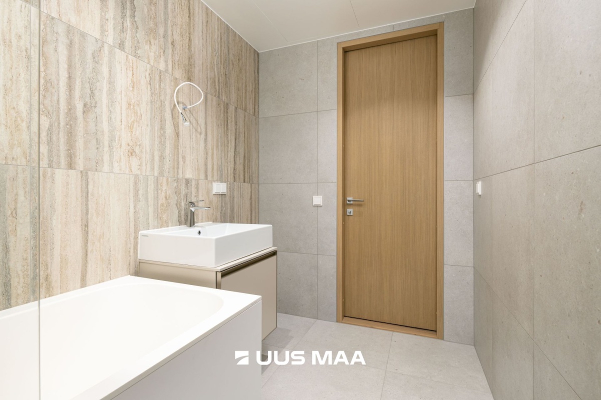 Tallinn, Kesklinna linnaosa, Tartu mnt 44-8 AVALON