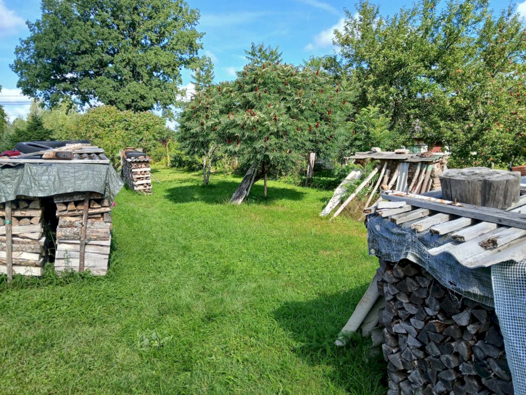 Saarde vald, Kilingi-Nõmme linn, Pärnu mnt 121