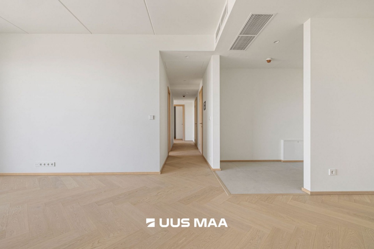 Tallinn, Kesklinna linnaosa, Pärnu mnt 137