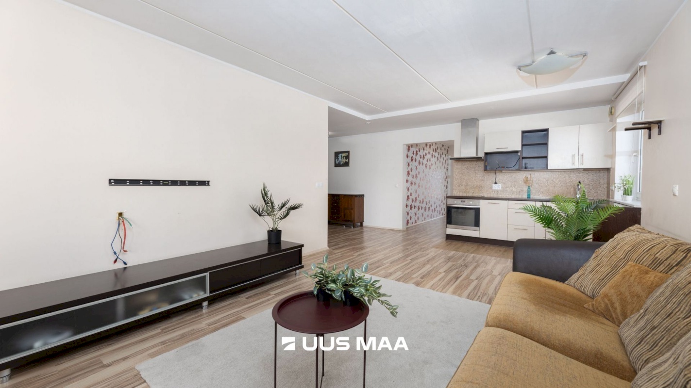 Tallinn, Nõmme linnaosa, Männiku, Pihlaka 1a