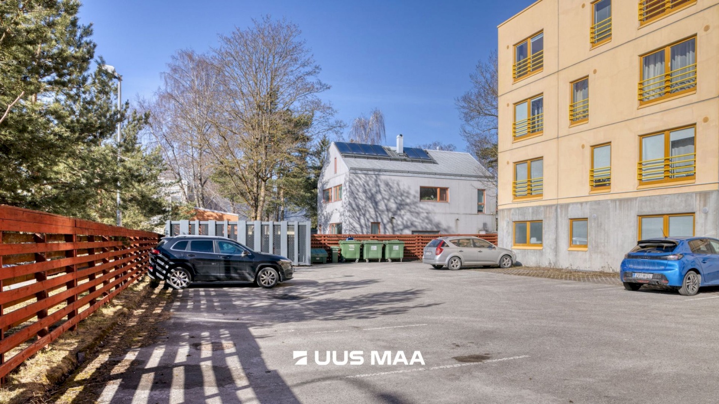 Tallinn, Nõmme linnaosa, Männiku, Pihlaka 1a