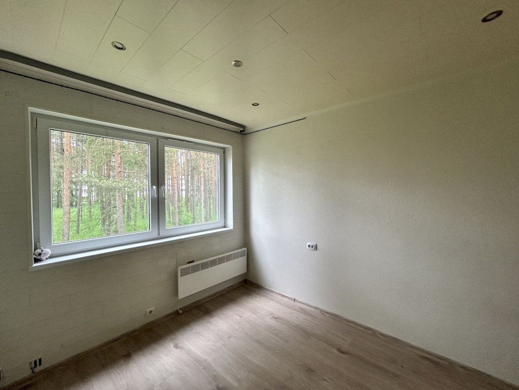 Lüganuse vald, Püssi linn, Viru tn 6