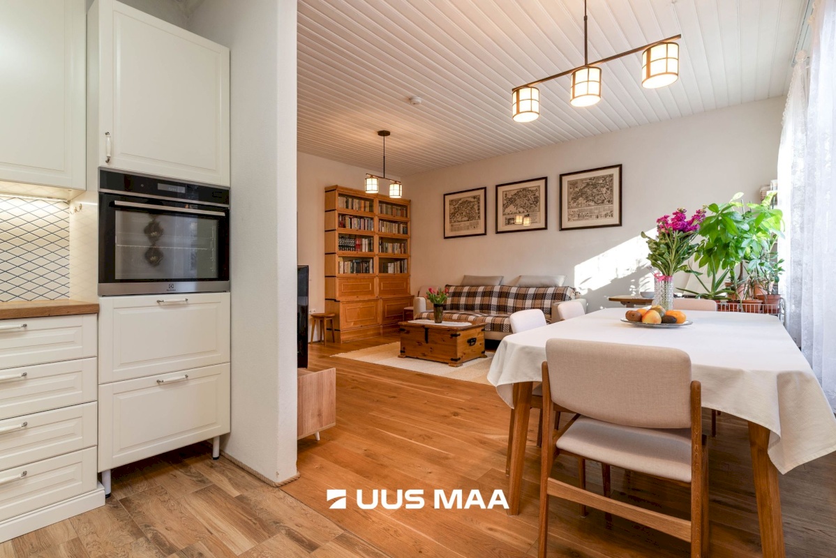 Viljandi linn, Kesklinn, Posti tn 23a