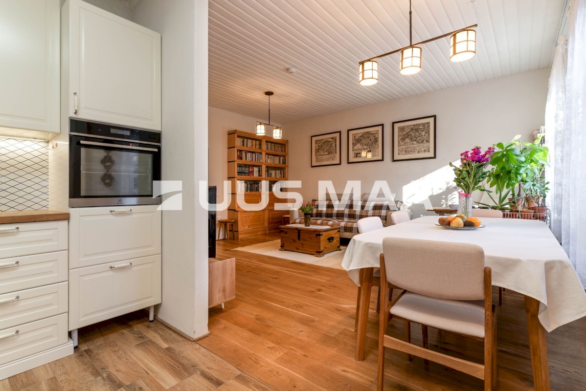 Viljandi linn, Kesklinn, Posti tn 23a