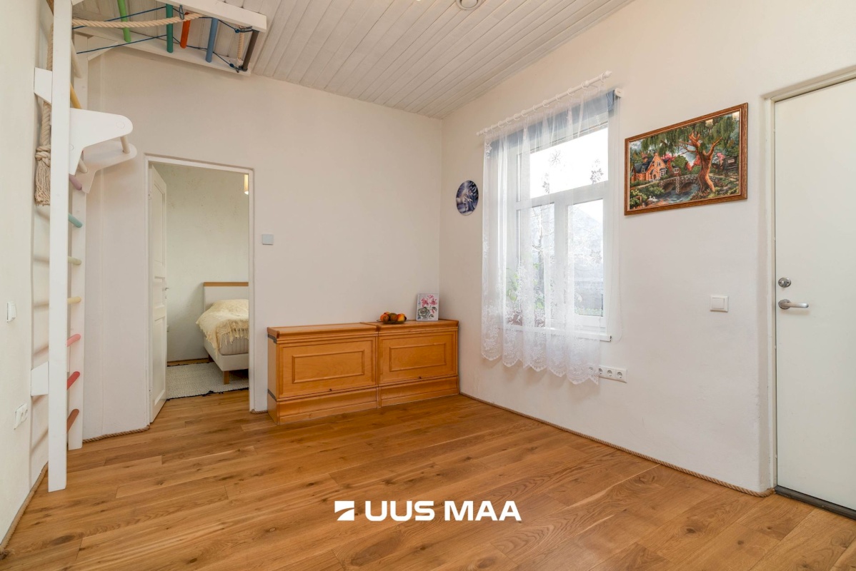 Viljandi linn, Kesklinn, Posti tn 23a