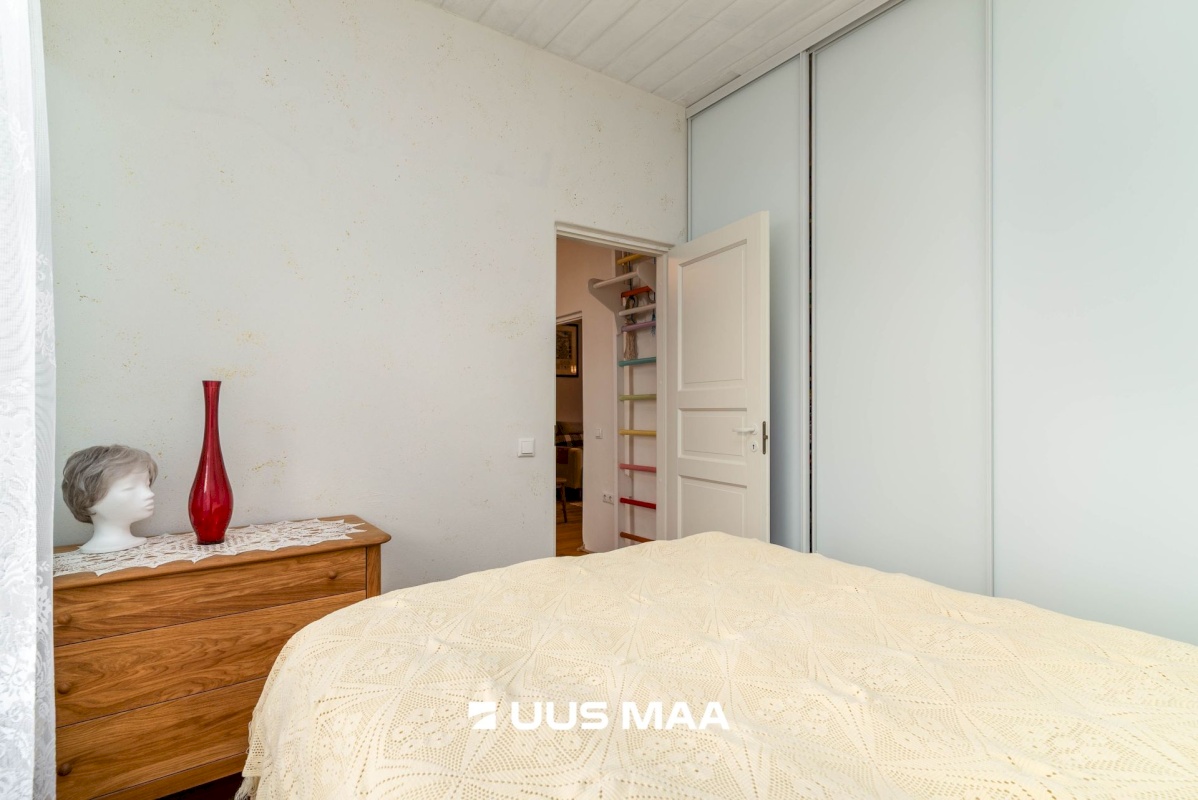 Viljandi linn, Kesklinn, Posti tn 23a