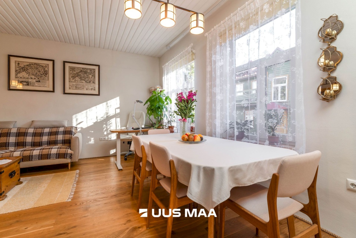 Viljandi linn, Kesklinn, Posti tn 23a