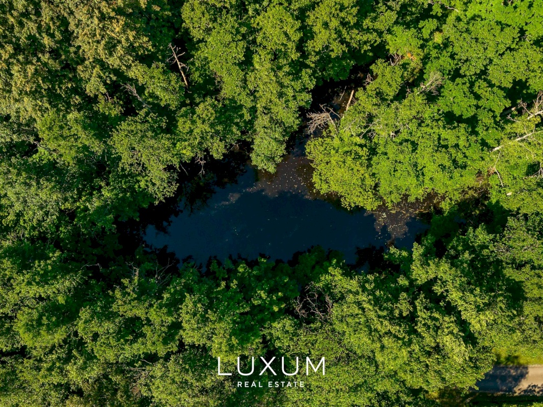 Viimsi vald, Tammneeme küla, Tammekivi tee 8