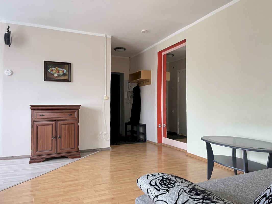 Tallinn, Lasnamäe linnaosa, Majaka põik 8