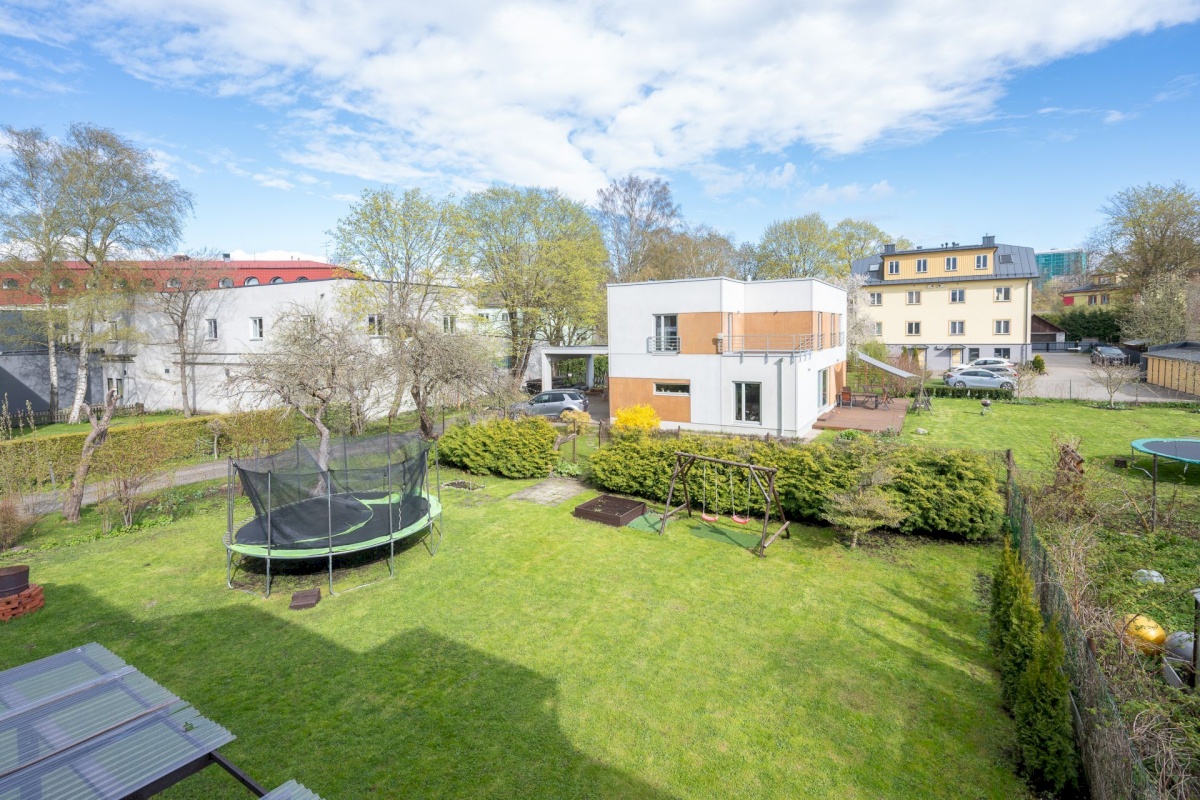 Tallinn, Kristiine linnaosa, Tondi, Ööbiku 3a