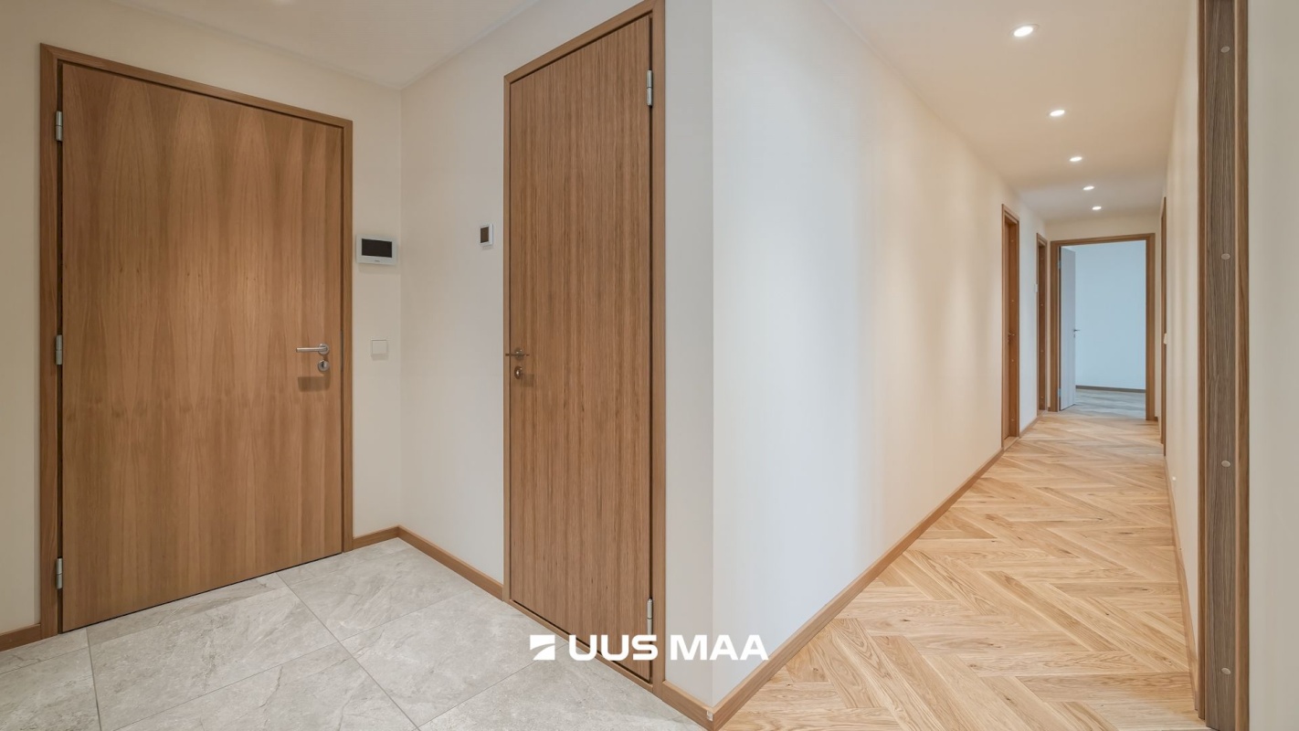 Tallinn, Nõmme linnaosa, Pääsküla, Vabaduse pst 170-4