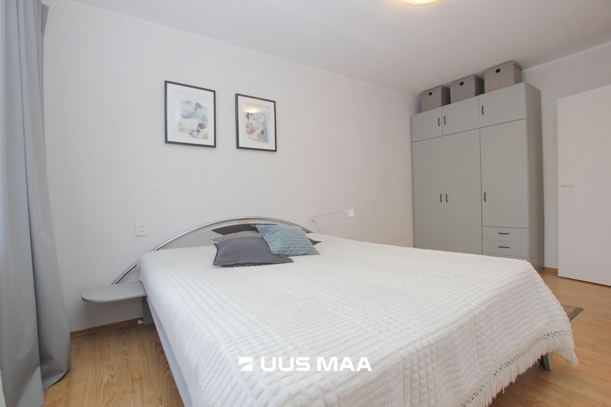 Pärnu linn, Pärnu linn, Rannarajoon, A.H Tammsaare pst 38