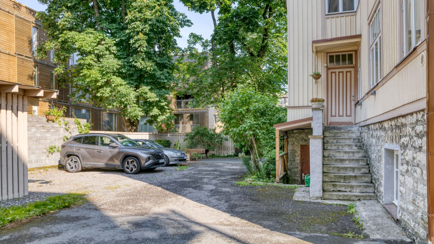 Tallinn, Kesklinna linnaosa, Kadriorg, J. Vilmsi 20