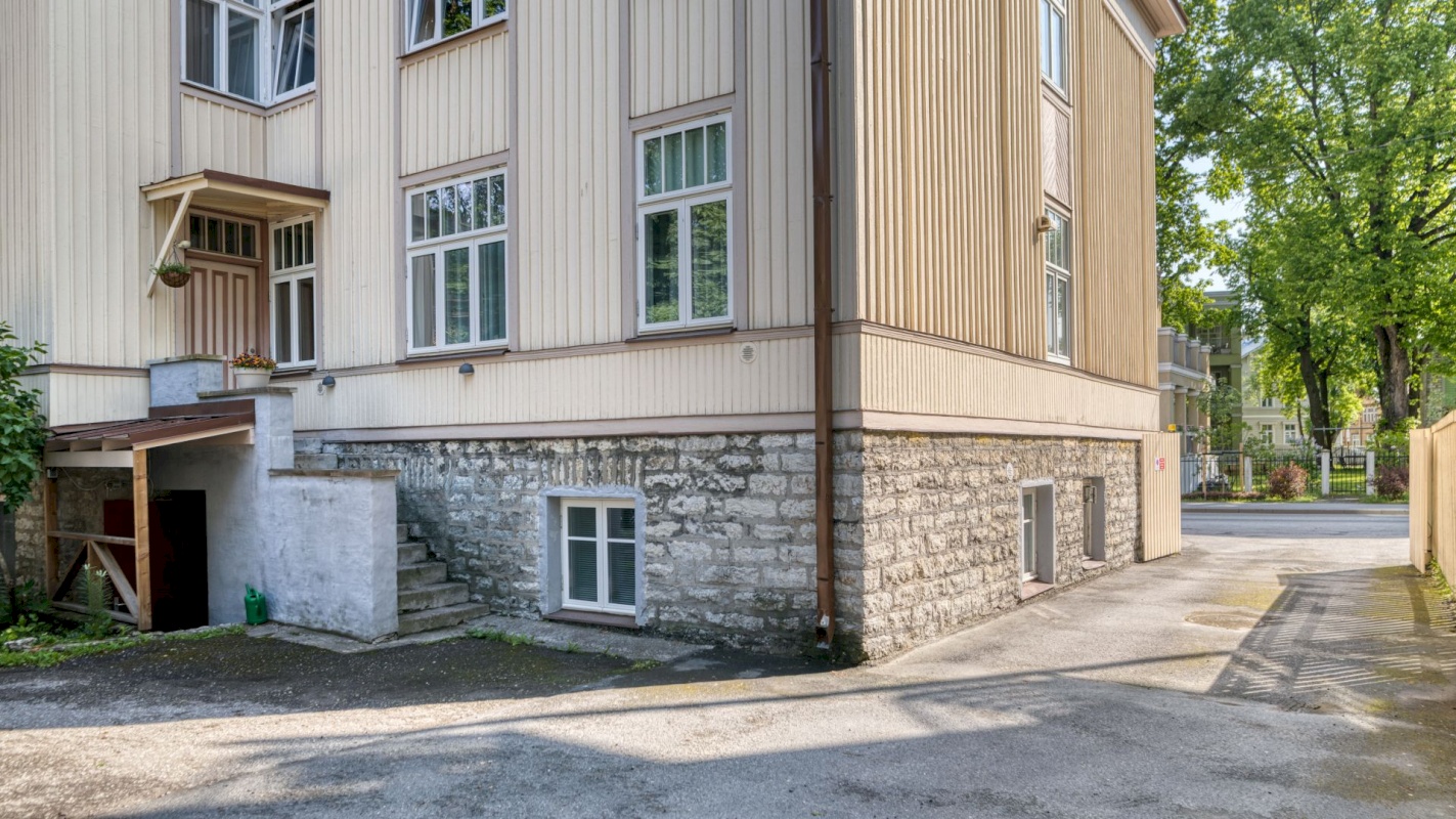 Tallinn, Kesklinna linnaosa, Kadriorg, J. Vilmsi 20
