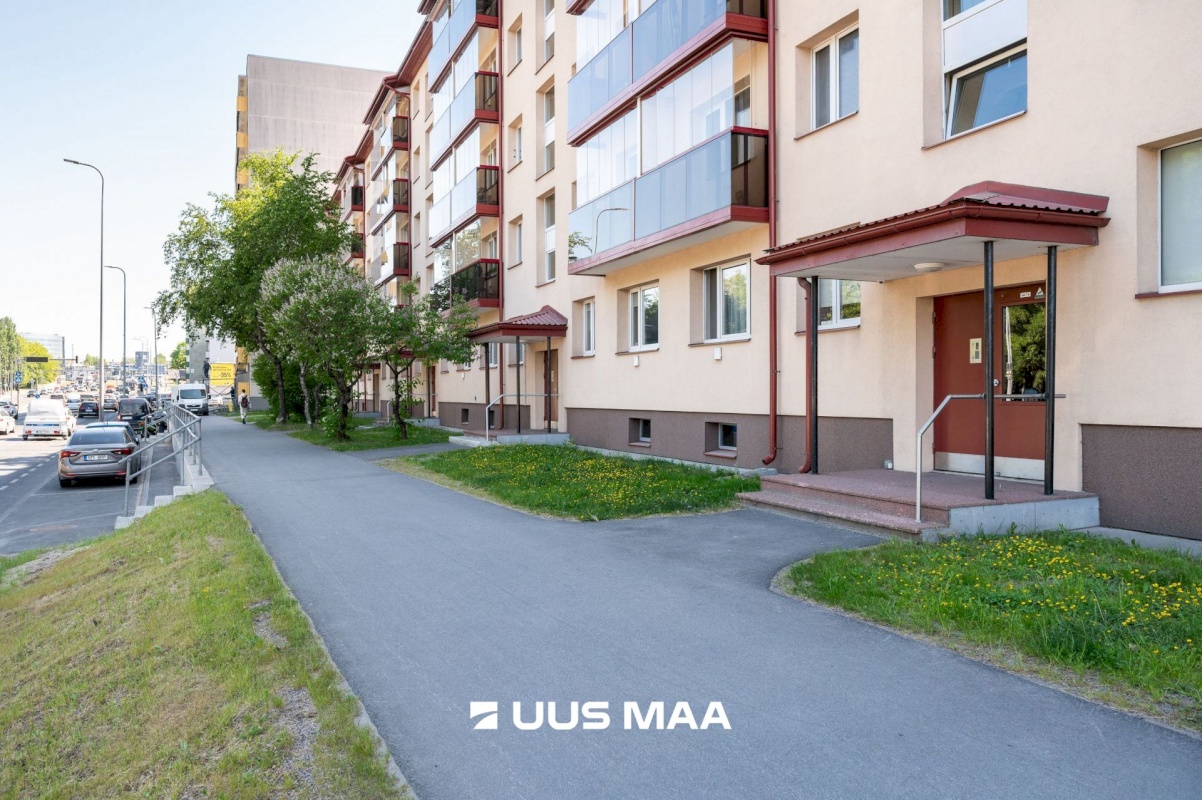 Tallinn, Mustamäe linnaosa, A.H.Tammsaare tee 73