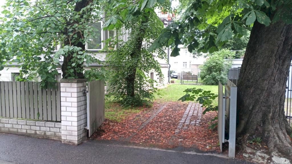 Tallinn, Kesklinna linnaosa, Kadriorg, F. J. Wiedemanni 11