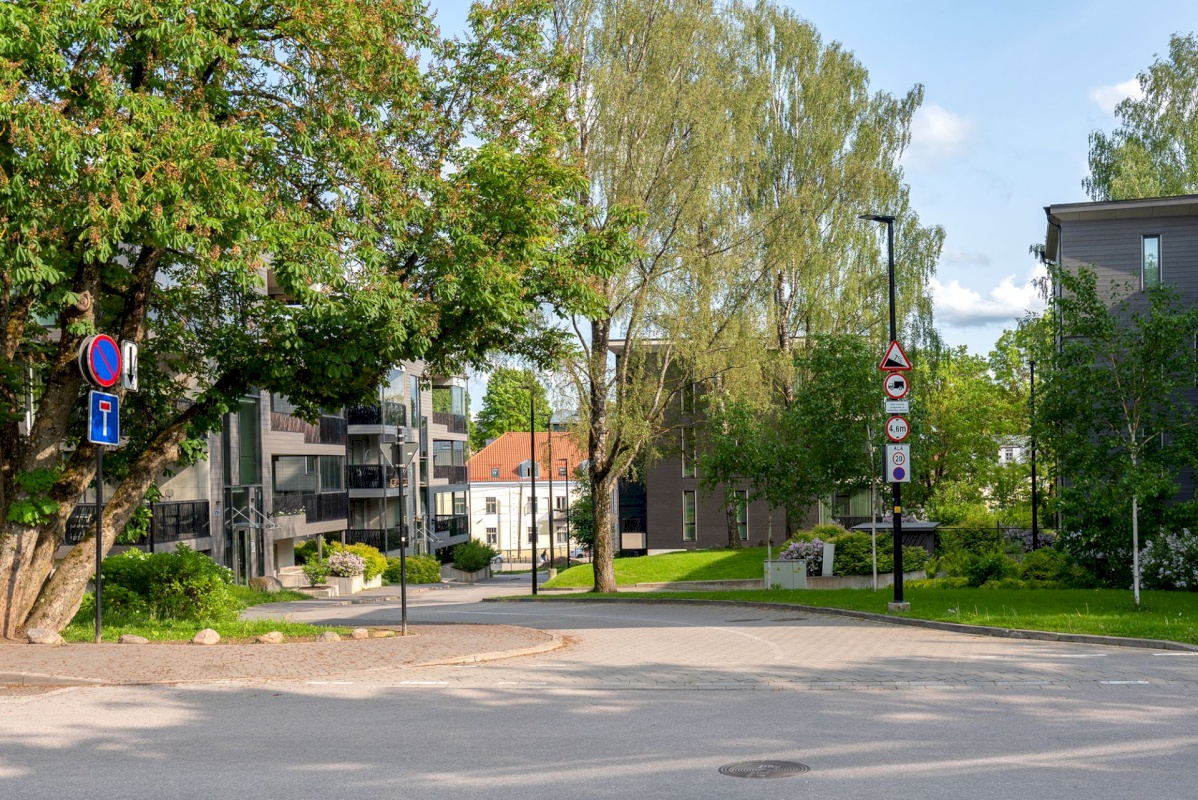 Tartu linn, Tartu linn, Karlova, Ees-Karlova, Tähe 10