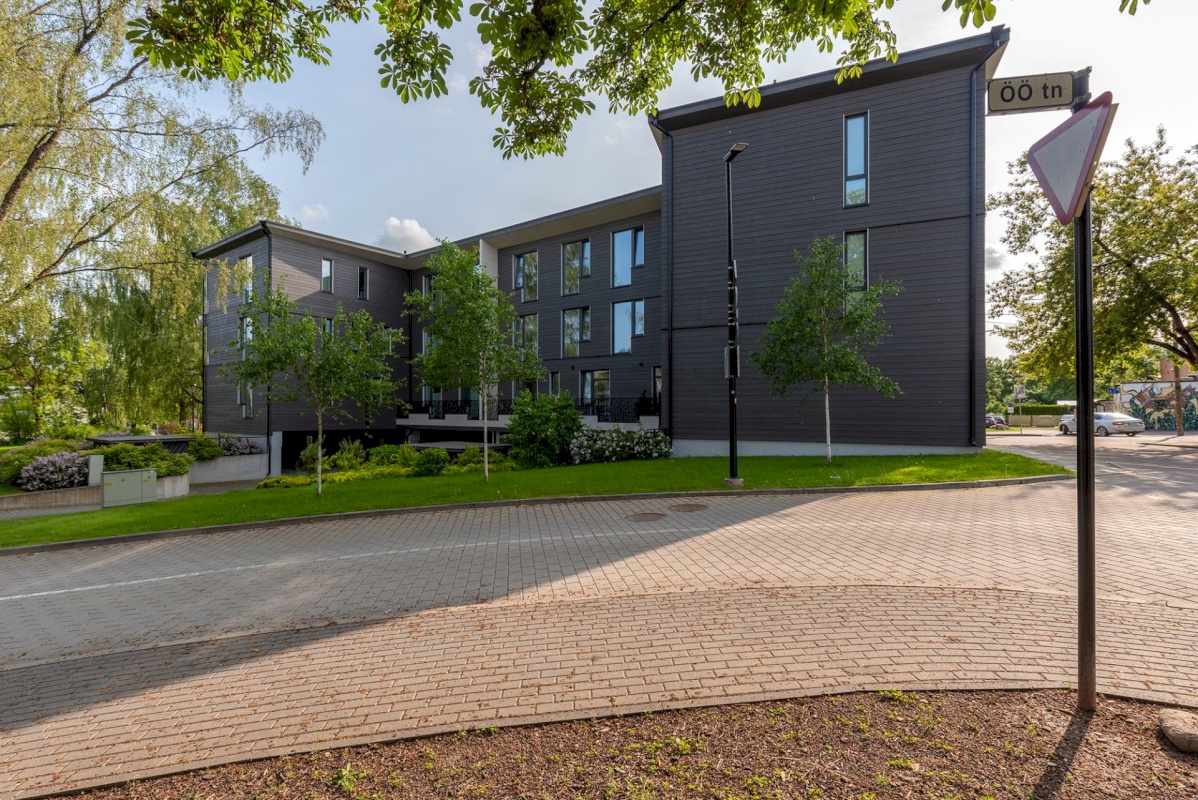 Tartu linn, Tartu linn, Karlova, Ees-Karlova, Tähe 10