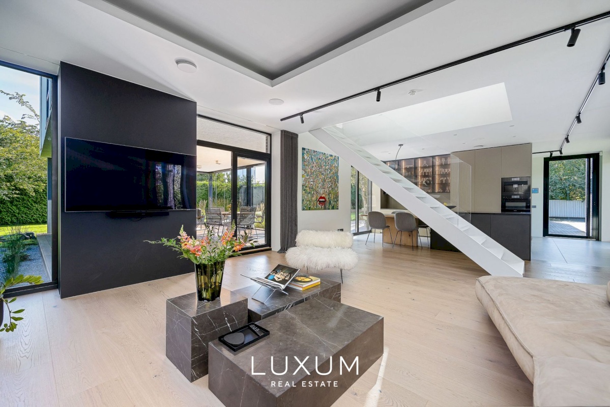 Viimsi vald, Haabneeme alevik, Rohuneeme tee 28