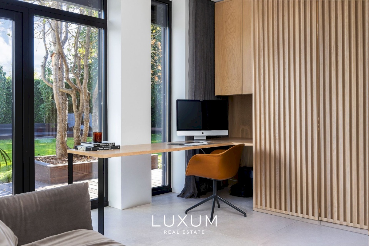 Viimsi vald, Haabneeme alevik, Rohuneeme tee 28