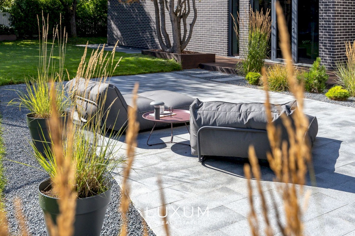 Viimsi vald, Haabneeme alevik, Rohuneeme tee 28