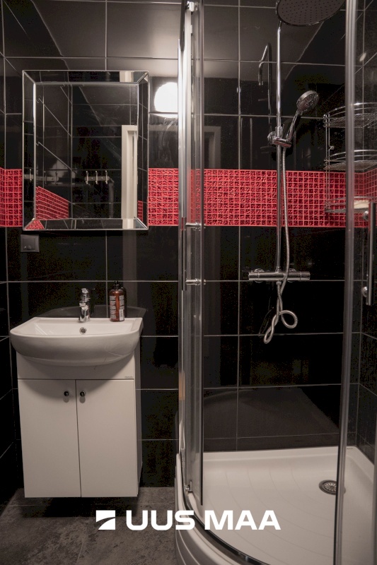 Hiiumaa vald, Kärdla linn, Pae 8