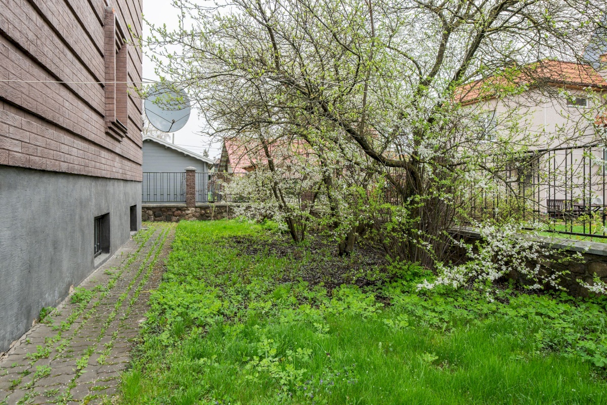 Tartu linn, Tartu linn, Ropka, Ääsi 2a