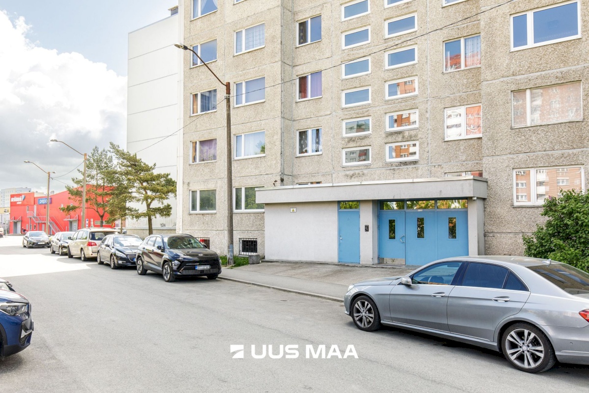 Tallinn, Lasnamäe linnaosa, Laagna, Vikerlase 15