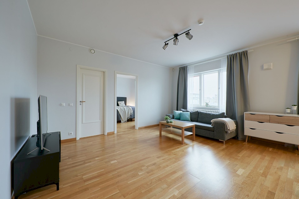 Tallinn, Kesklinna linnaosa, Pärnu mnt 27