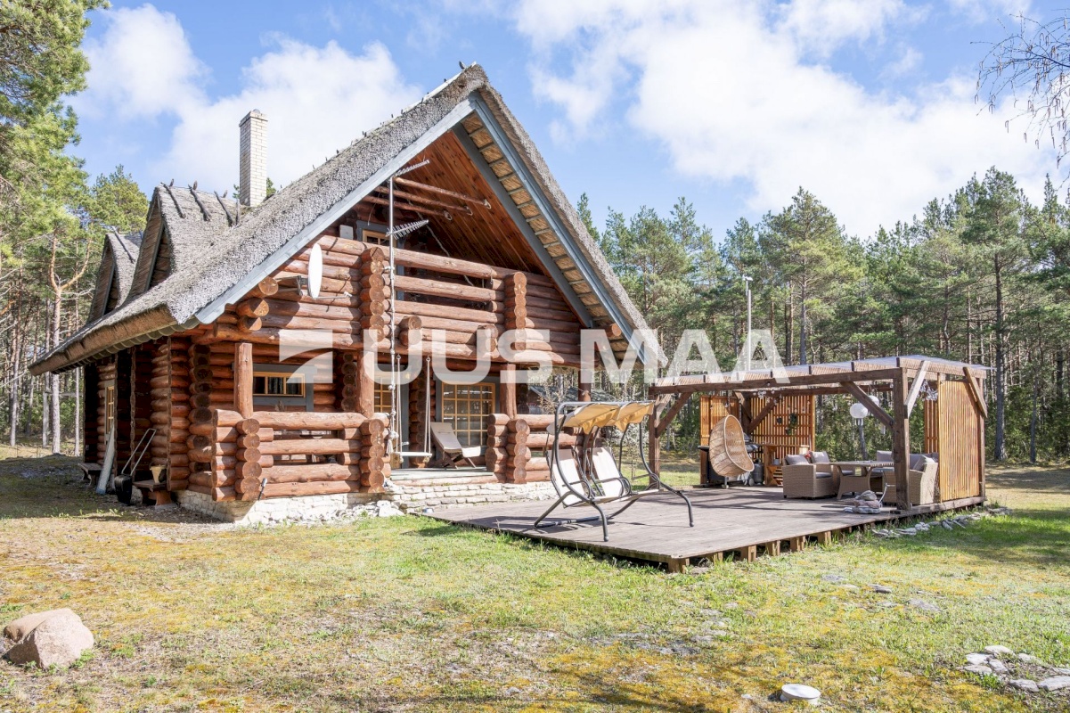 Saaremaa vald, Ninase küla, Loojangu