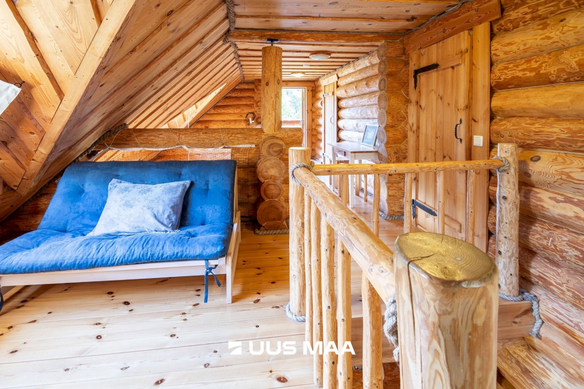Saaremaa vald, Ninase küla, Loojangu