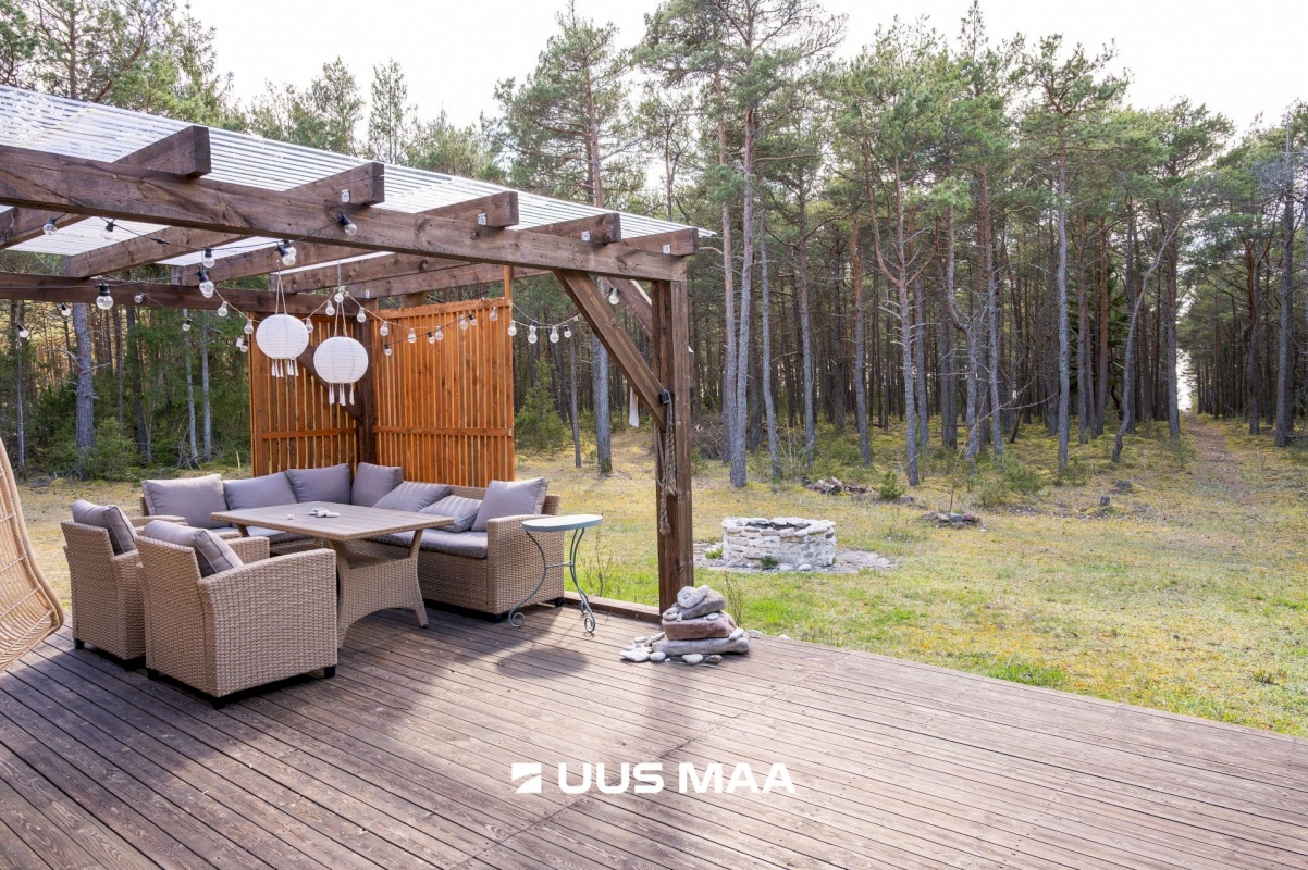 Saaremaa vald, Ninase küla, Loojangu