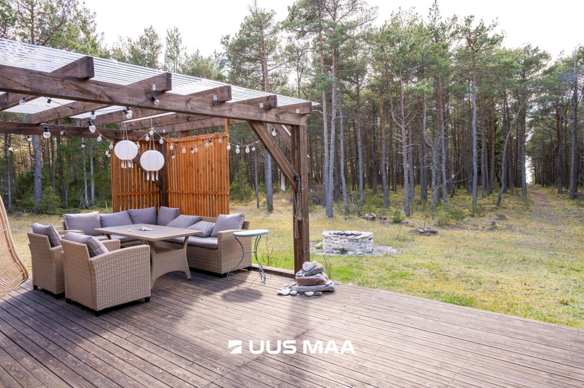 Saaremaa vald, Ninase küla, Loojangu