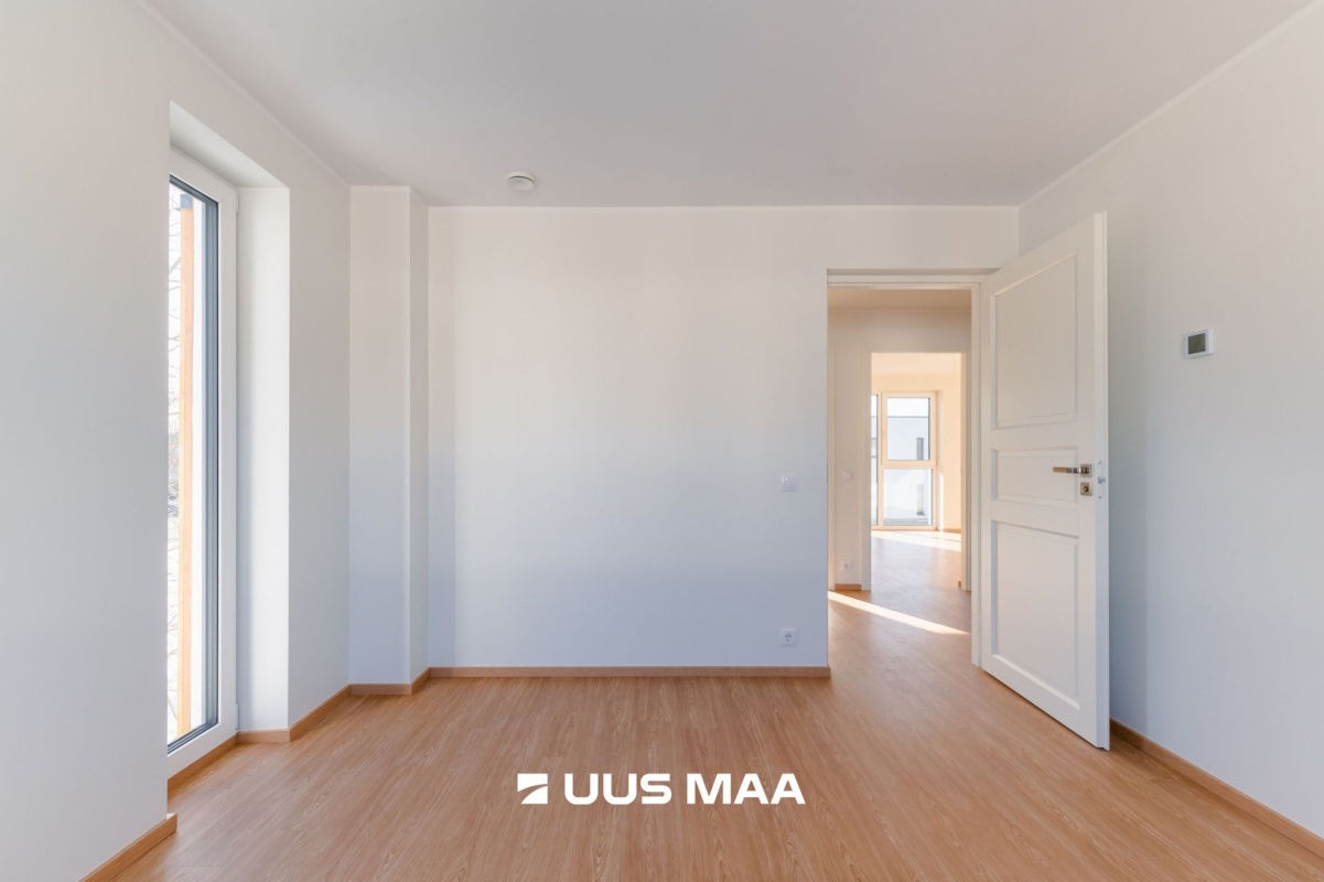 Rakvere linn, Mõisavälja 1-2