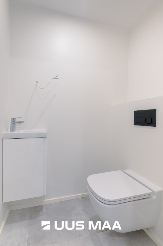 Rakvere linn, Mõisavälja 1-2