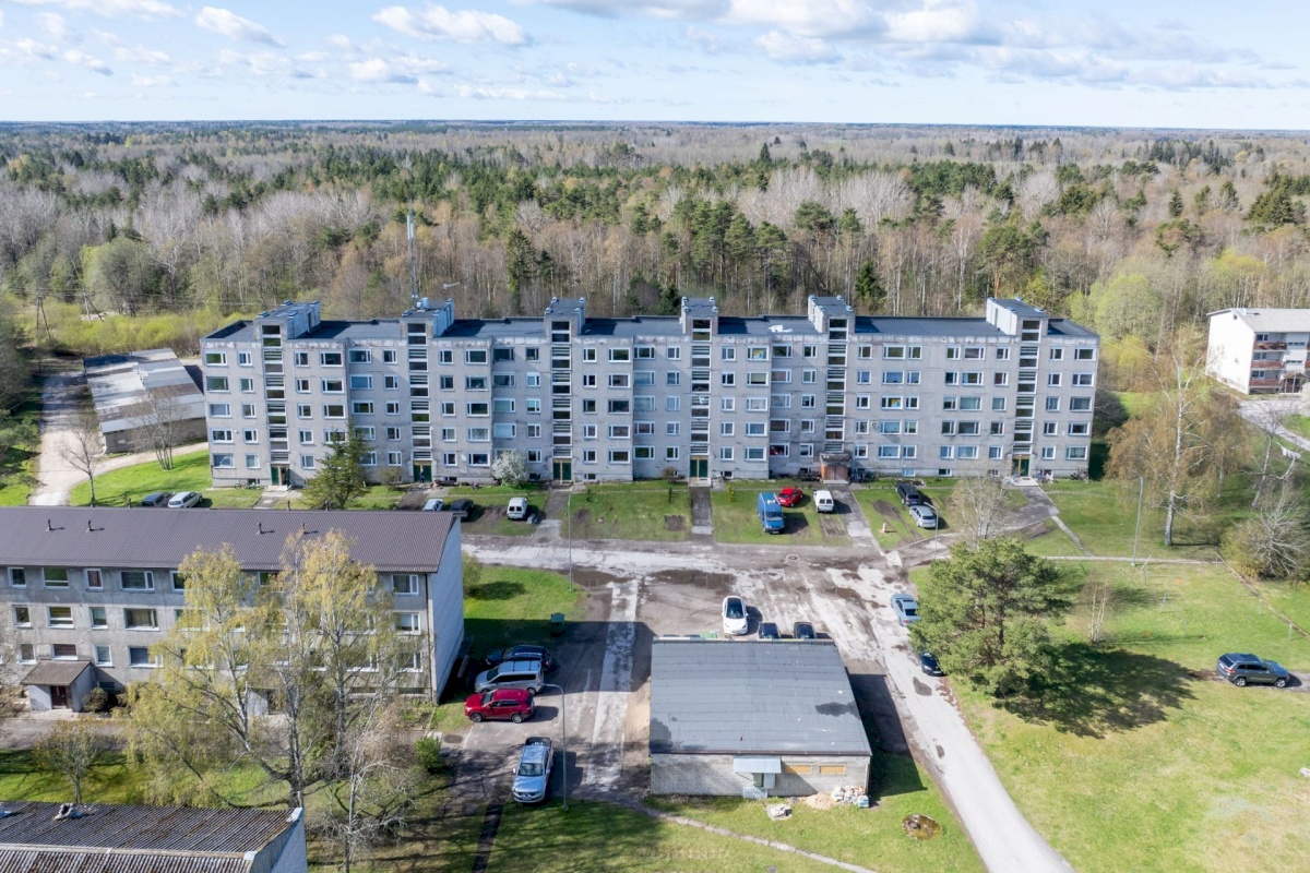 Lääne-Nigula vald, Palivere alevik, Põllu 8
