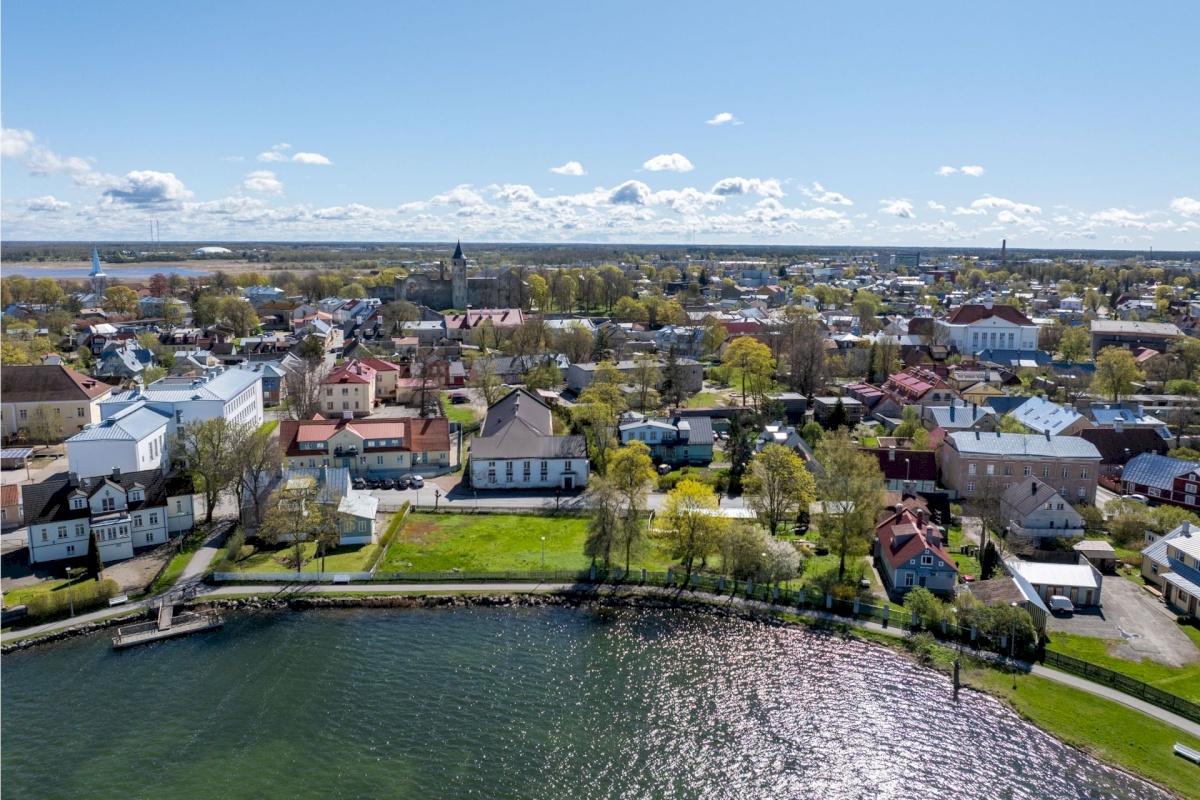 Haapsalu linn, Haapsalu linn, Suur-Lossi 12
