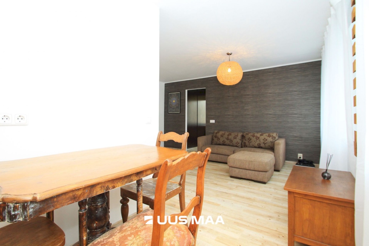 Tallinn, Kesklinna linnaosa, Uus Maailm, Villardi 28