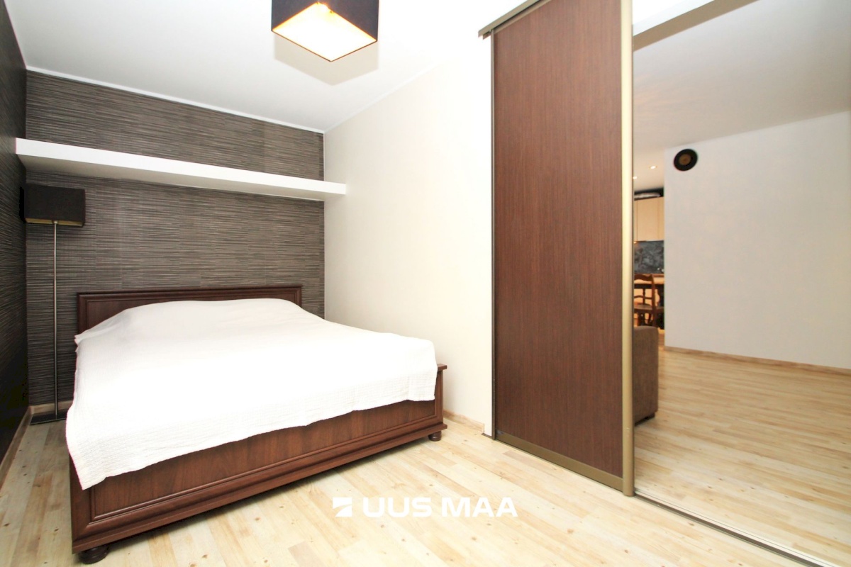Tallinn, Kesklinna linnaosa, Uus Maailm, Villardi 28